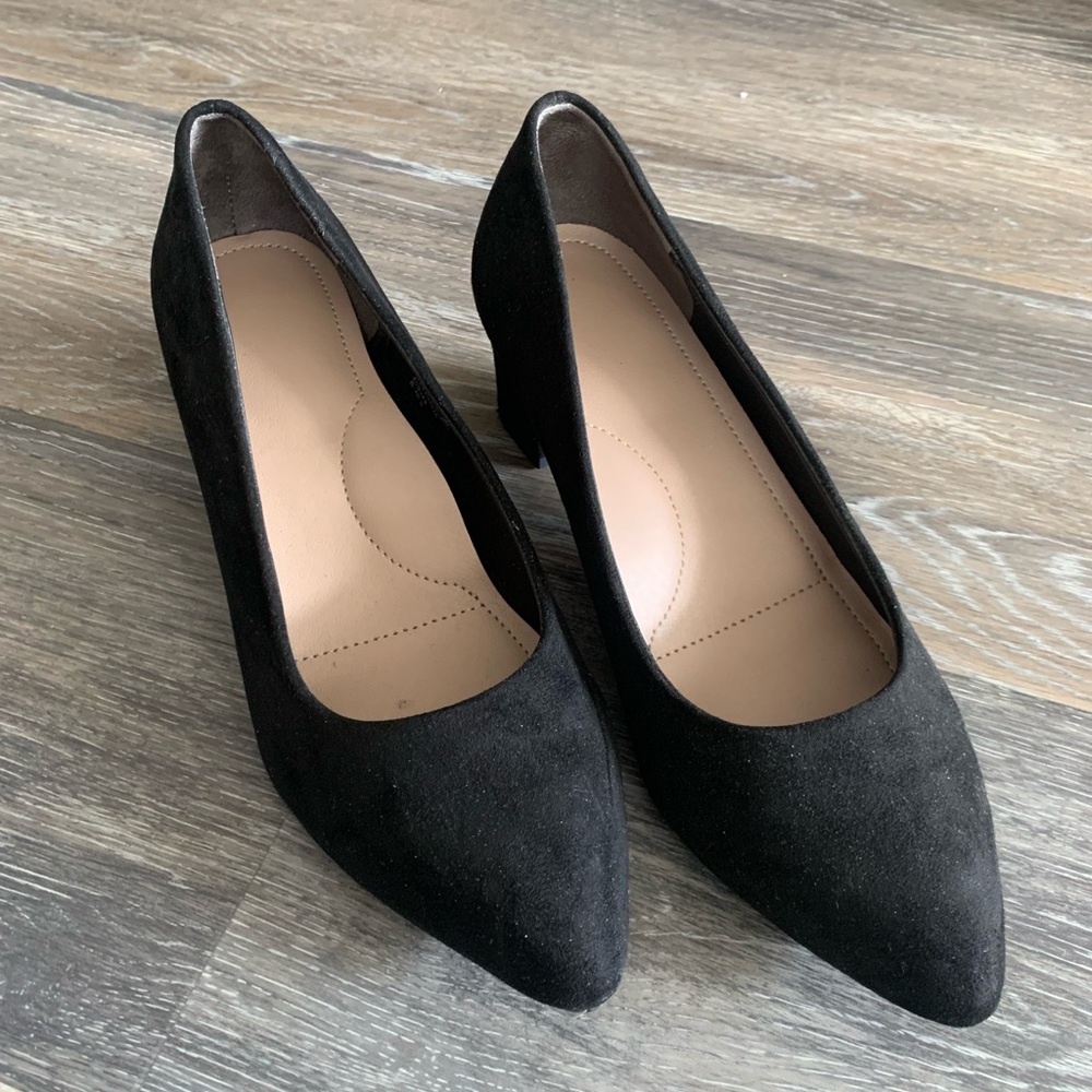 uniqlo black short heels
